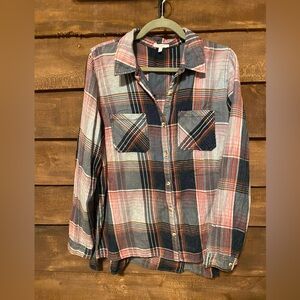 Maurice’s Plaid Button-Up Shirt